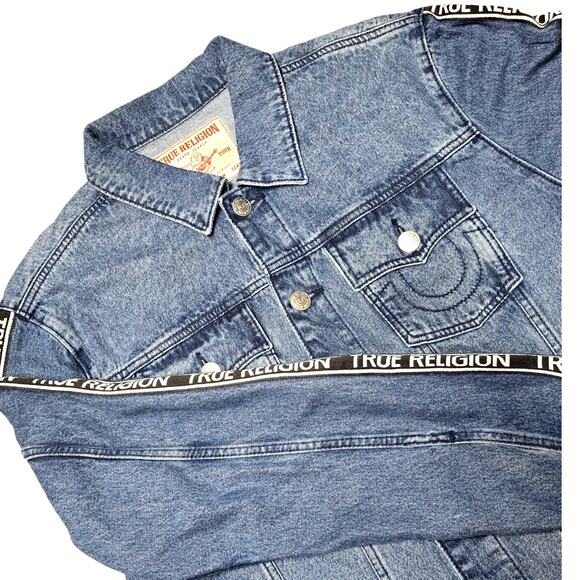 True Religion Men’s Denim Trucker Jacket Logo Taping Blue Jean Coat X-Large New